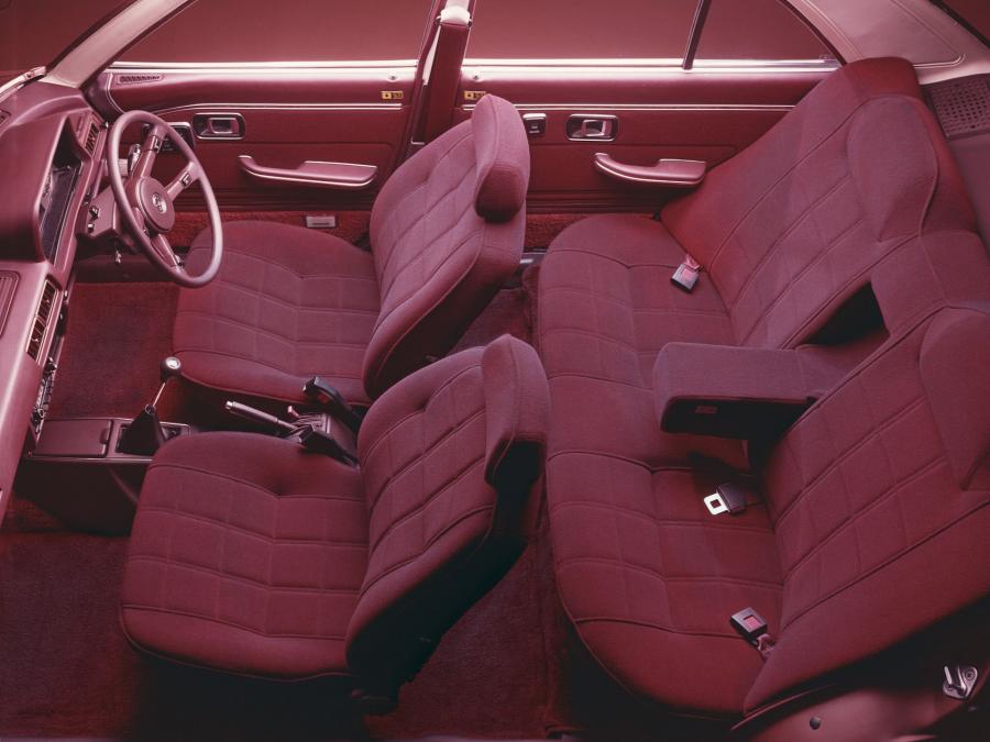  Honda Accord Saloon 1977 года  (фото 6 из 21)